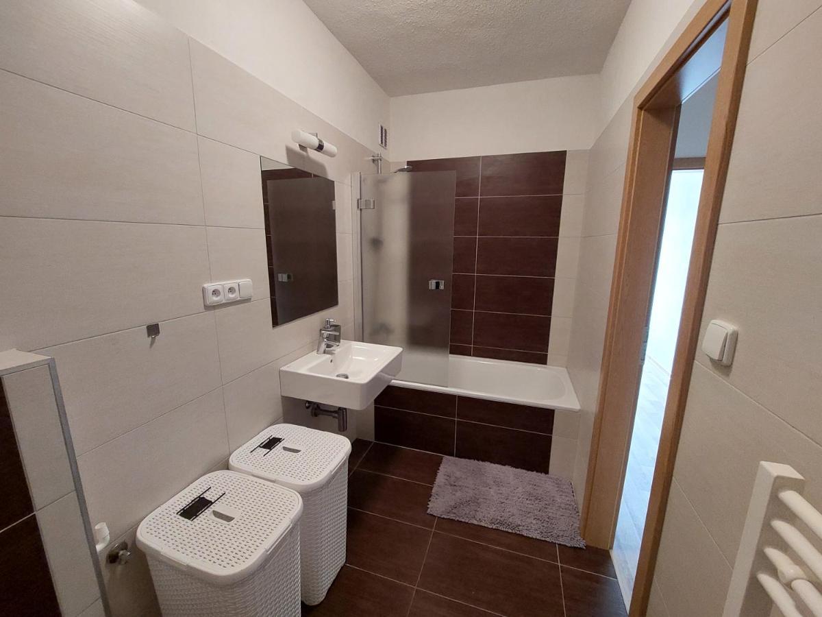 Apartman Vsemina 300 المظهر الخارجي الصورة